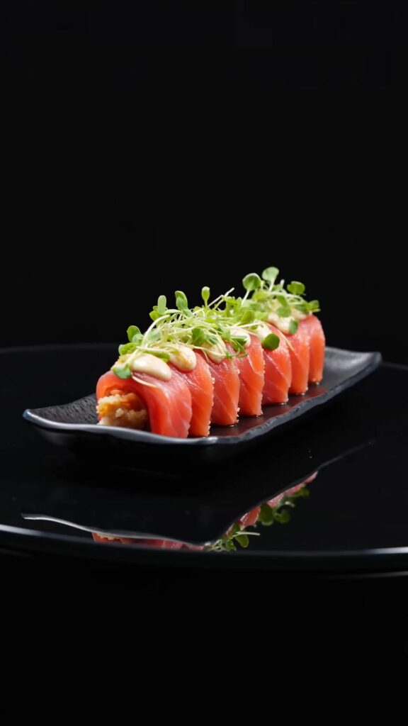 Kingdom Roll (8 pieces) - Premium Japanese Cuisine at Kingdom Sushi