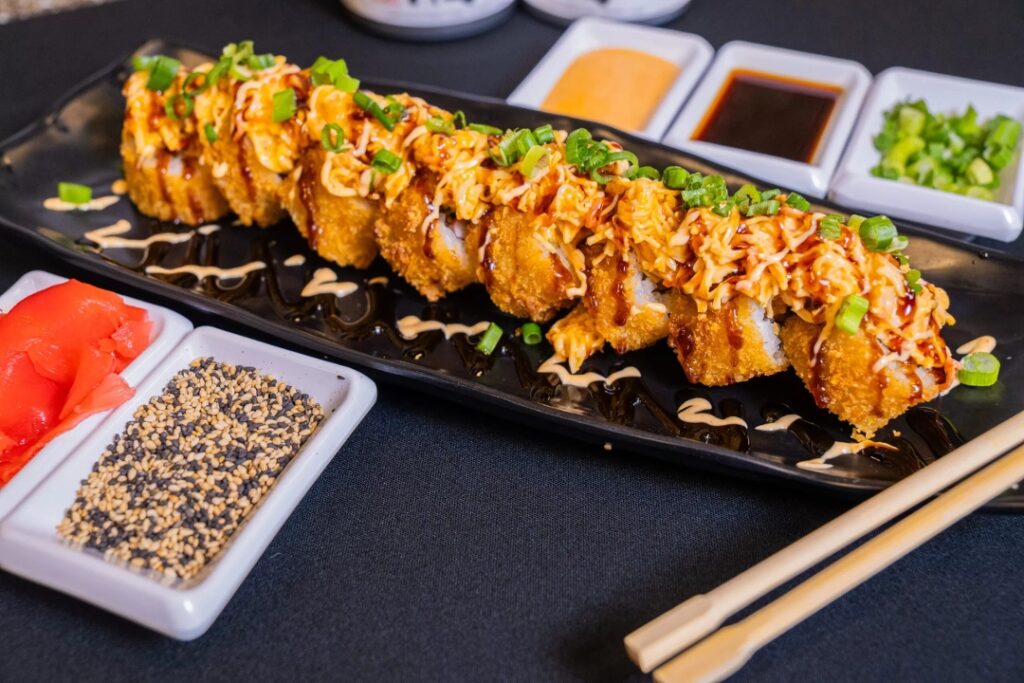 Lava Roll A La Carte (8 pieces) - Premium Japanese Cuisine at Kingdom Sushi