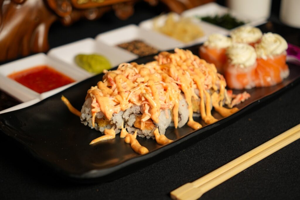 Kingkani (16 Pieces) - Premium Japanese Cuisine at Kingdom Sushi