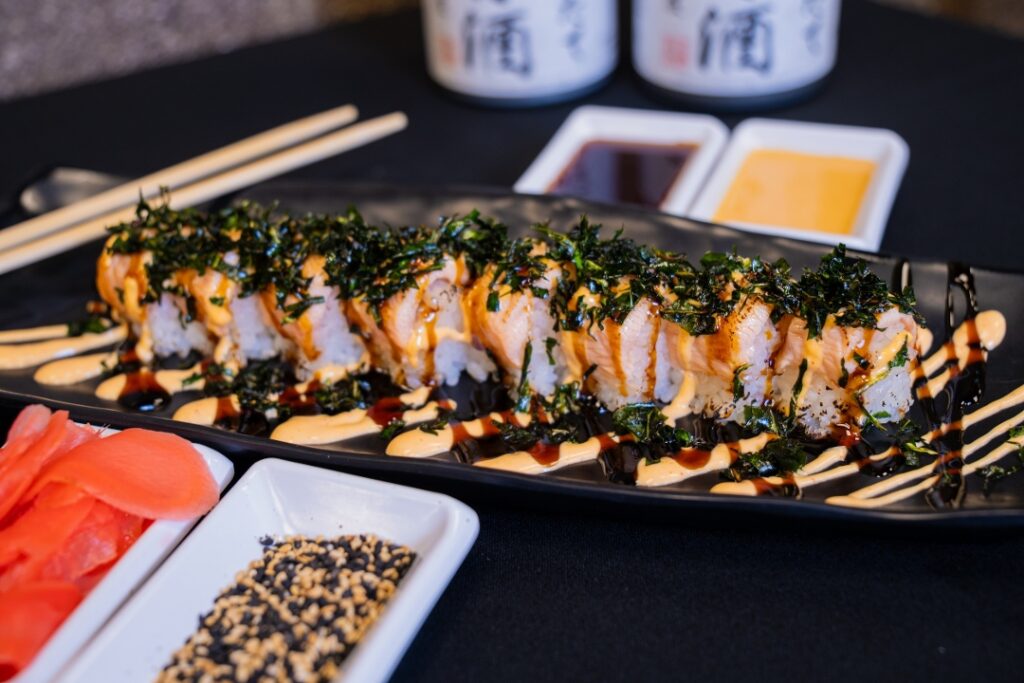 Alice Roll A La Carte (8 pieces) - Premium Japanese Cuisine at Kingdom Sushi