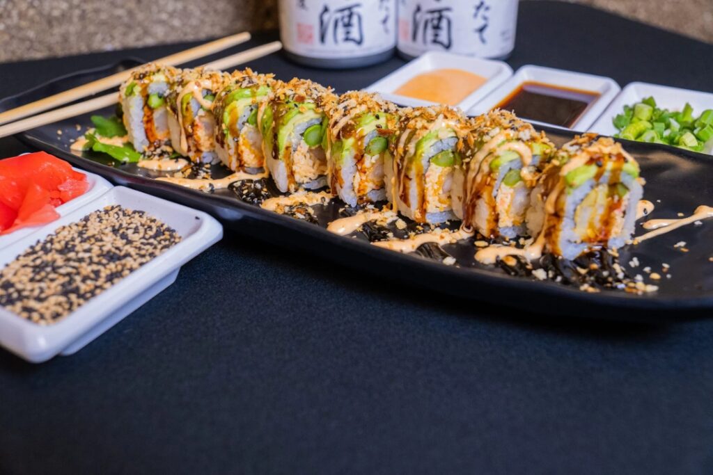 Crunchy Roll Rod - Premium Japanese Cuisine at Kingdom Sushi