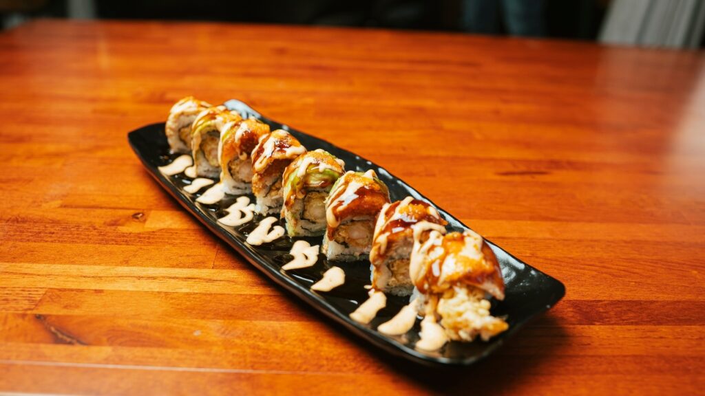 Out of Control Roll A La Carte (8 pieces) - Premium Japanese Cuisine at Kingdom Sushi